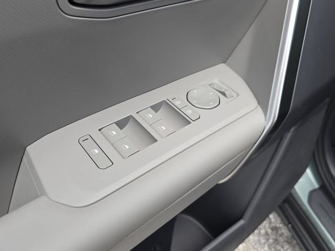 New 2027 Kia Seltos S FWD image 19