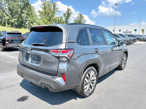 Certified 2025 Subaru Forester Touring w/ Popular Package - Touring AWD/4WD image 7