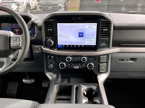 New 2025 Ford F150 XLT w/ Equipment Group 303A High image 8