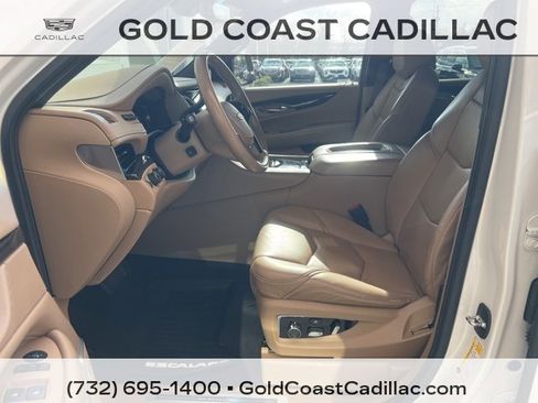 Used 2020 Cadillac Escalade Platinum image 19