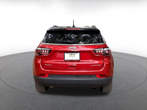 Used 2025 Jeep Compass Limited image 6