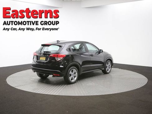 Used 2019 Honda HR-V LX image 38