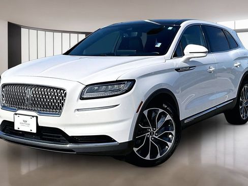 Used 2022 Lincoln Nautilus Reserve AWD/4WD image 1