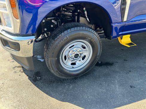 New 2026 Ford F350 XL w/ XL Chrome Package image 20