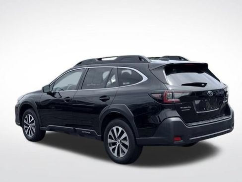 Used 2024 Subaru Outback Premium AWD/4WD image 9