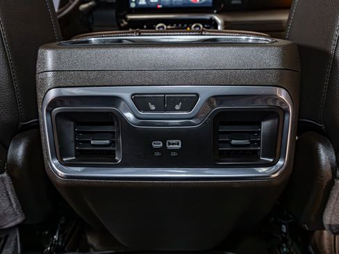 Used 2024 GMC Sierra 2500 Denali w/ Denali Reserve Package image 22