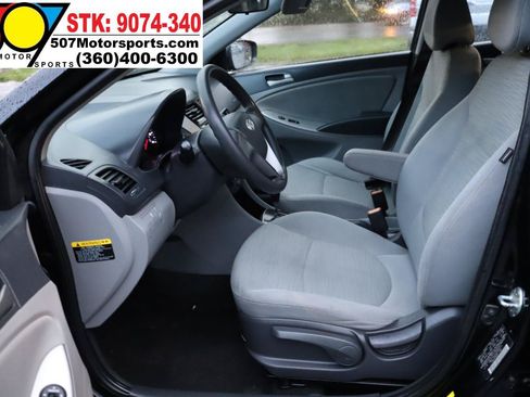 Used 2016 Hyundai Accent SE FWD image 13