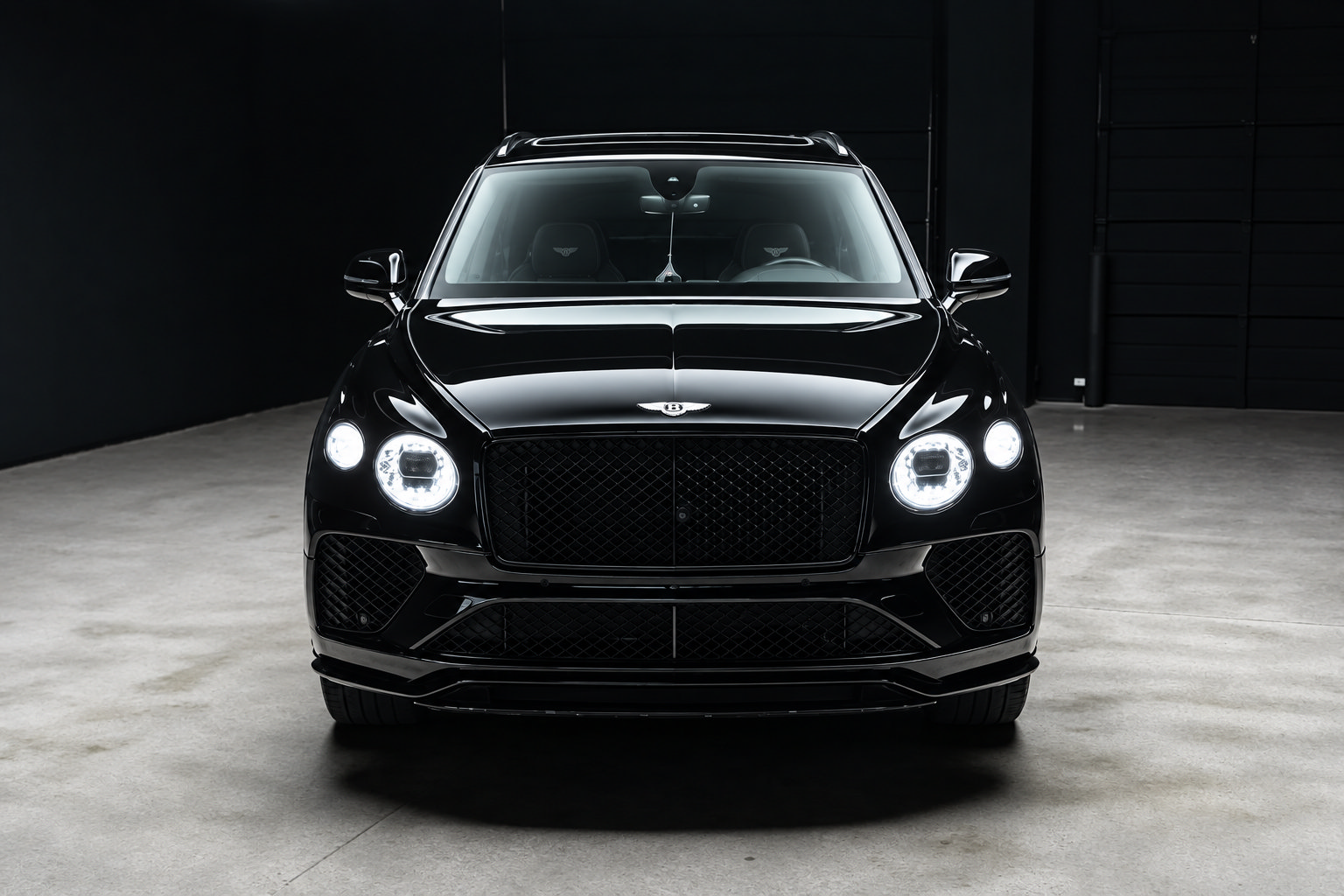 Used 2022 Bentley Bentayga AWD/4WD image 3