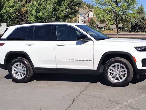 New 2025 Jeep Grand Cherokee Laredo X w/ Luxury Tech Group I image 2