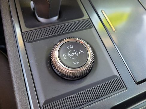 Certified 2025 GMC Hummer EV 3X image 36