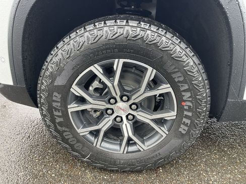 New 2026 GMC Acadia AT4 w/ Super Cruise Package AWD/4WD image 33