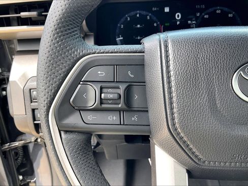 Used 2025 Toyota Tacoma TRD Sport RWD image 25