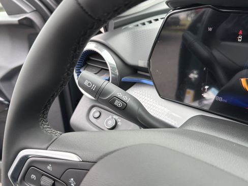 New 2026 Chevrolet Trax LT w/ Driver Confidence Package image 18