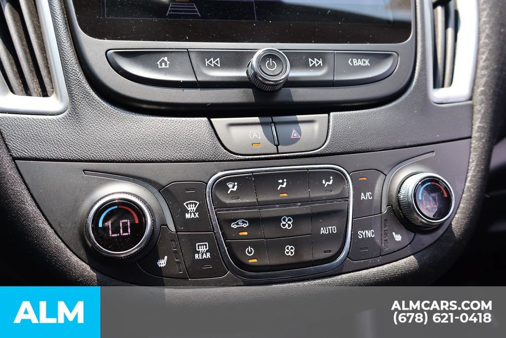 Used 2024 Chevrolet Malibu LT FWD image 32