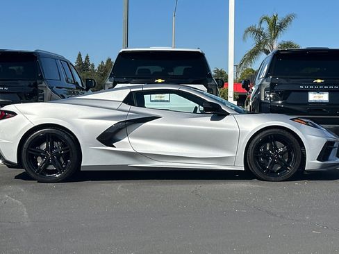 New 2026 Chevrolet Corvette Stingray Premium Conv w/ Z51 Performance Package image 3
