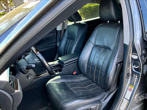 Used 2016 Lexus ES 300h image 8