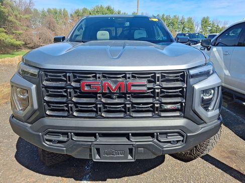 Used 2024 GMC Canyon AT4X w/ AT4X AEV Edition image 2