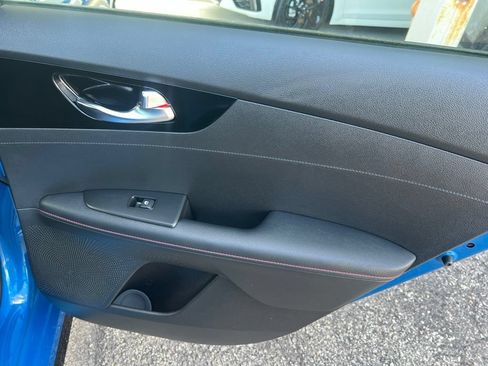 Certified 2022 Kia Forte GT w/ GT2 Package FWD image 15