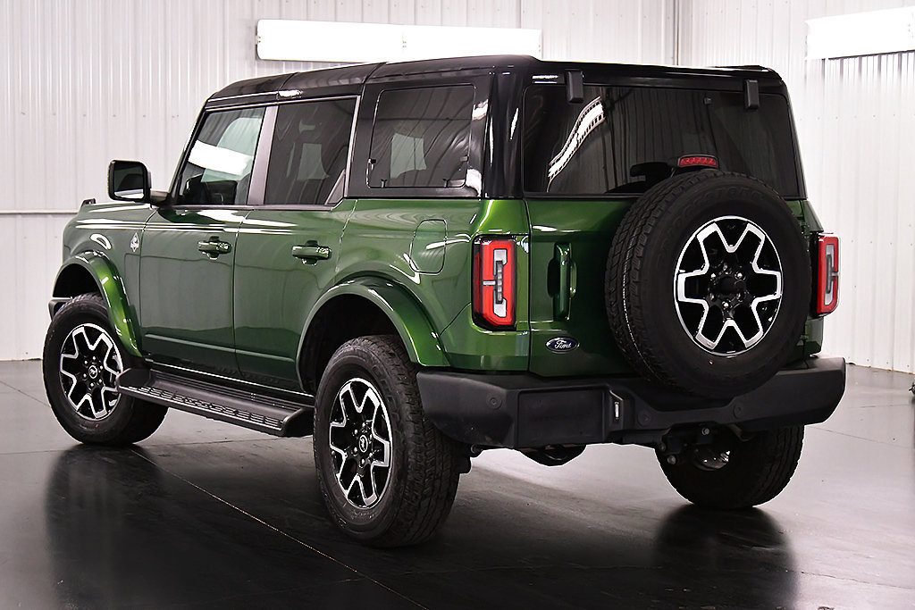 Used 2025 Ford Bronco Outer Banks AWD/4WD image 5
