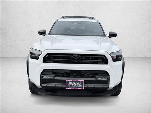 Certified 2025 Toyota 4Runner SR5 image 2