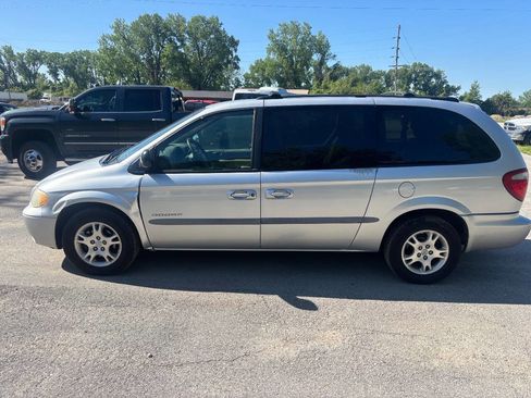 Used 2001 Dodge Grand Caravan Sport image 10