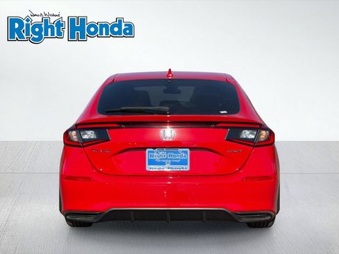 Used 2024 Honda Civic Sport image 8