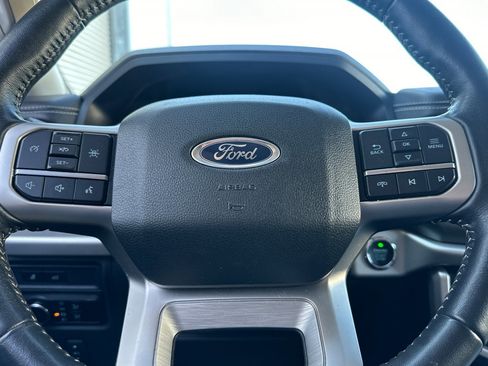 Used 2024 Ford Expedition XLT AWD/4WD image 26