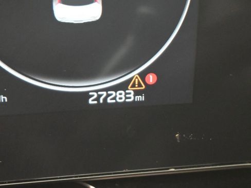 Certified 2023 Kia Niro Wind w/ Wind Preserve Package image 16