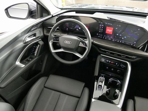 New 2025 Audi Q5 Premium Plus image 23