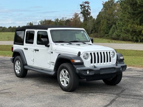Used 2019 Jeep Wrangler Unlimited Sport S image 1