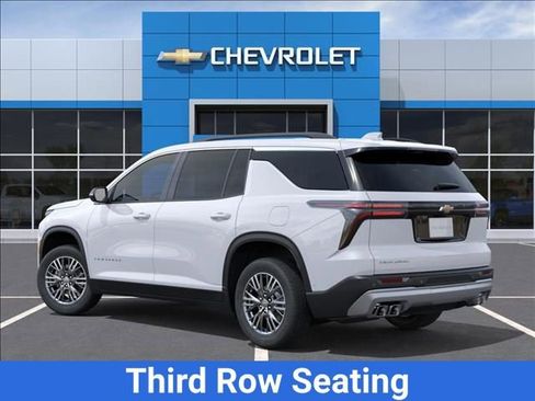 New 2026 Chevrolet Traverse LT FWD image 3