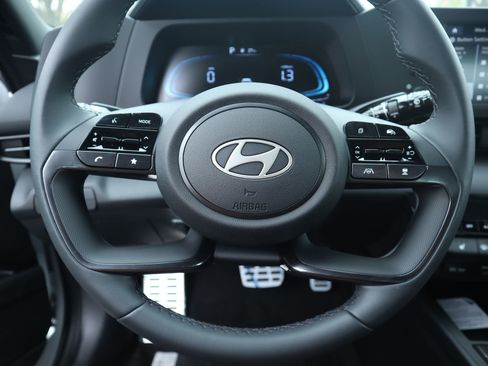 New 2026 Hyundai Elantra SEL Sport Premium FWD image 2
