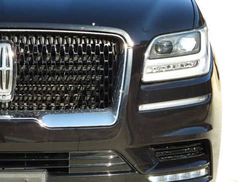 Used 2020 Lincoln Navigator Reserve w/ Equipment Group 208A Reserve image 31