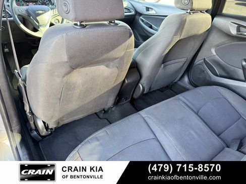 Used 2017 Chevrolet Cruze LT w/ Convenience Package image 25