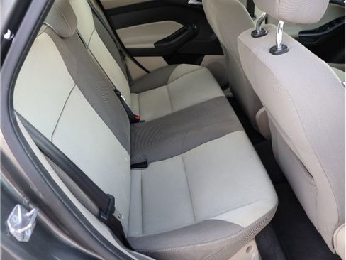 Used 2012 Ford Focus SE image 26