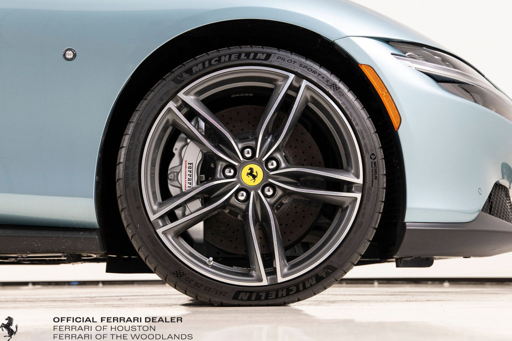 Certified 2024 Ferrari Roma Spider RWD image 21