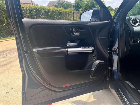 Used 2023 Mercedes-Benz GLA 250 4MATIC image 24