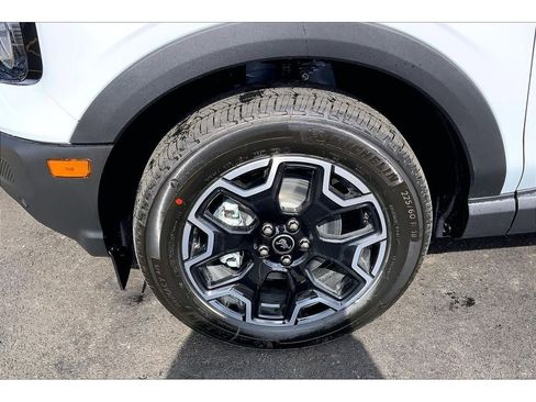 New 2026 Ford Bronco Sport Outer Banks AWD/4WD image 28