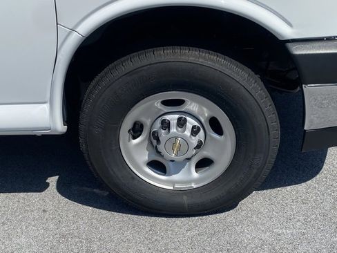 New 2025 Chevrolet Express 3500 w/ Power Convenience Package image 15