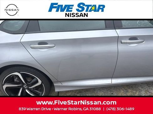 Used 2022 Honda Accord Sport image 6
