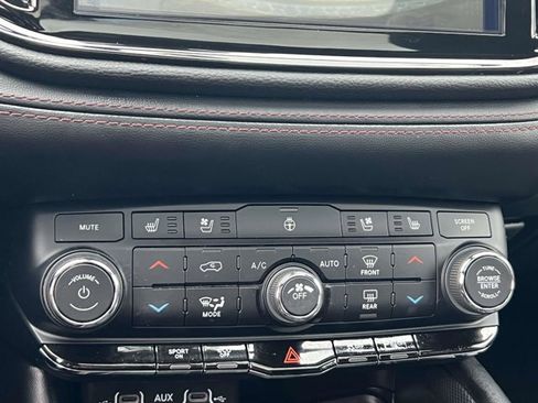 Certified 2021 Dodge Durango R/T w/ Blacktop Package image 30