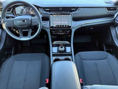 Used 2024 Jeep Grand Cherokee Laredo X w/ Luxury Tech Group I image 22