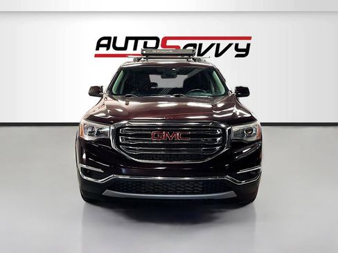 Used 2017 GMC Acadia SLT image 2