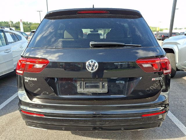 Used 2021 Volkswagen Tiguan SE R-Line AWD/4WD image 5