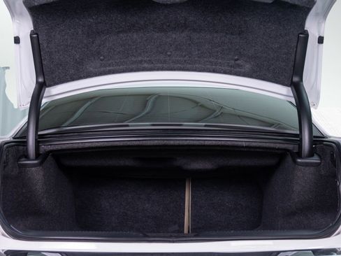 Used 2012 Chrysler 300 Limited RWD image 8