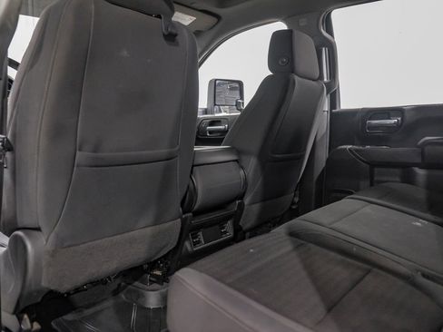 Used 2021 Chevrolet Silverado 2500 LT w/ Fleet Comfort Package image 34