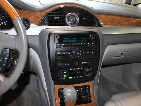 Used 2012 Buick Enclave Leather FWD image 13