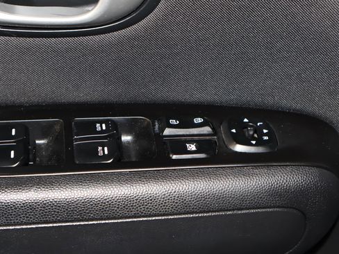 Used 2014 Kia Soul Base image 31