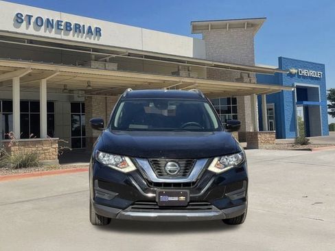 Used 2020 Nissan Rogue SV image 9