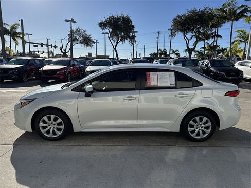 Used 2024 Toyota Corolla LE image 12